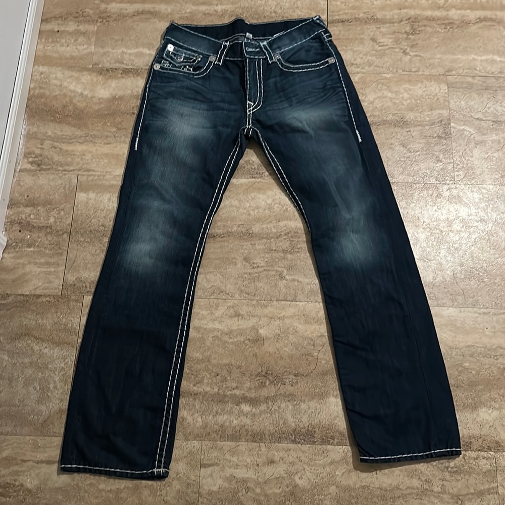 Dark wash True Religion jeans. Size 33